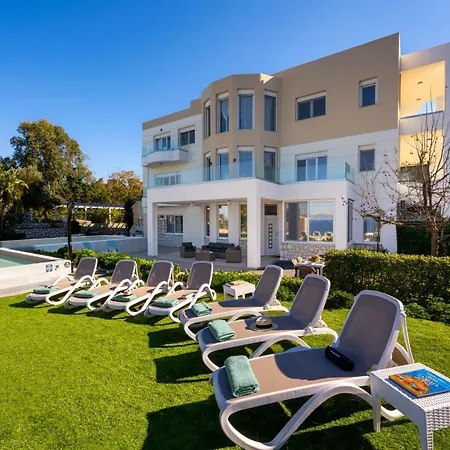 Adamas Rhodes ヴィラ