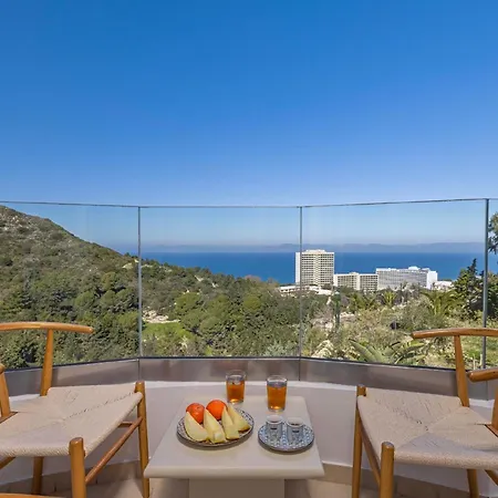 Adamas Rhodes ヴィラ *